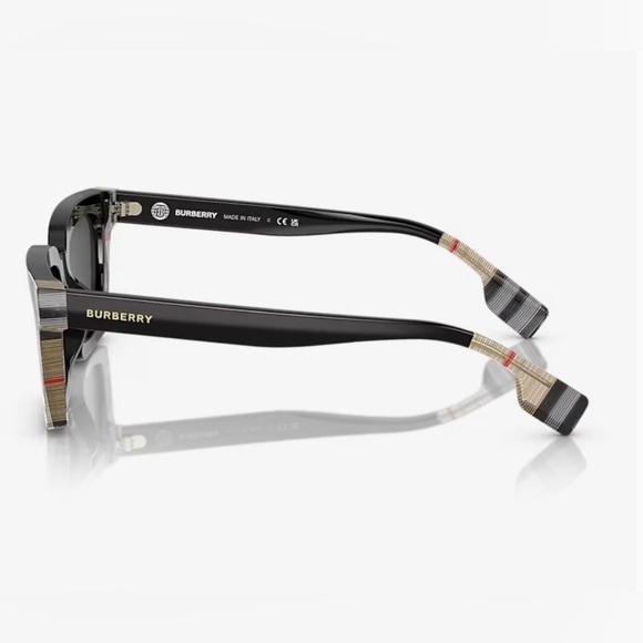 Burberry Sunglasses, New - Picture 5 of 6